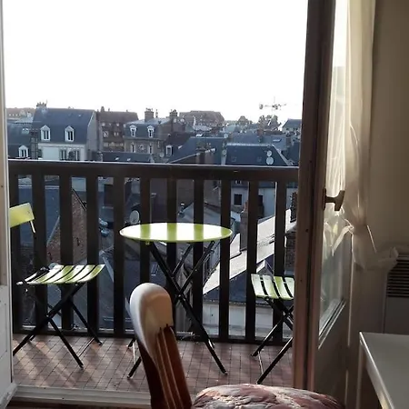 3 Pieces Centre + Wifi Apartmán Deauville